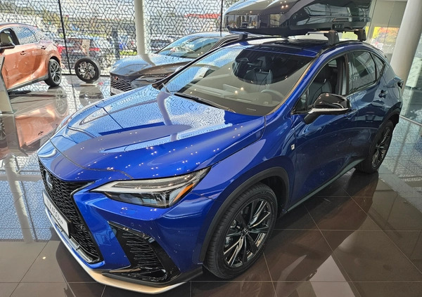 Lexus NX cena 322600 przebieg: 5, rok produkcji 2023 z Ulanów małe 211